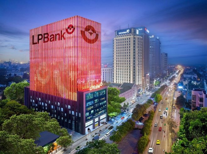 LPBank lãi tăng 85%